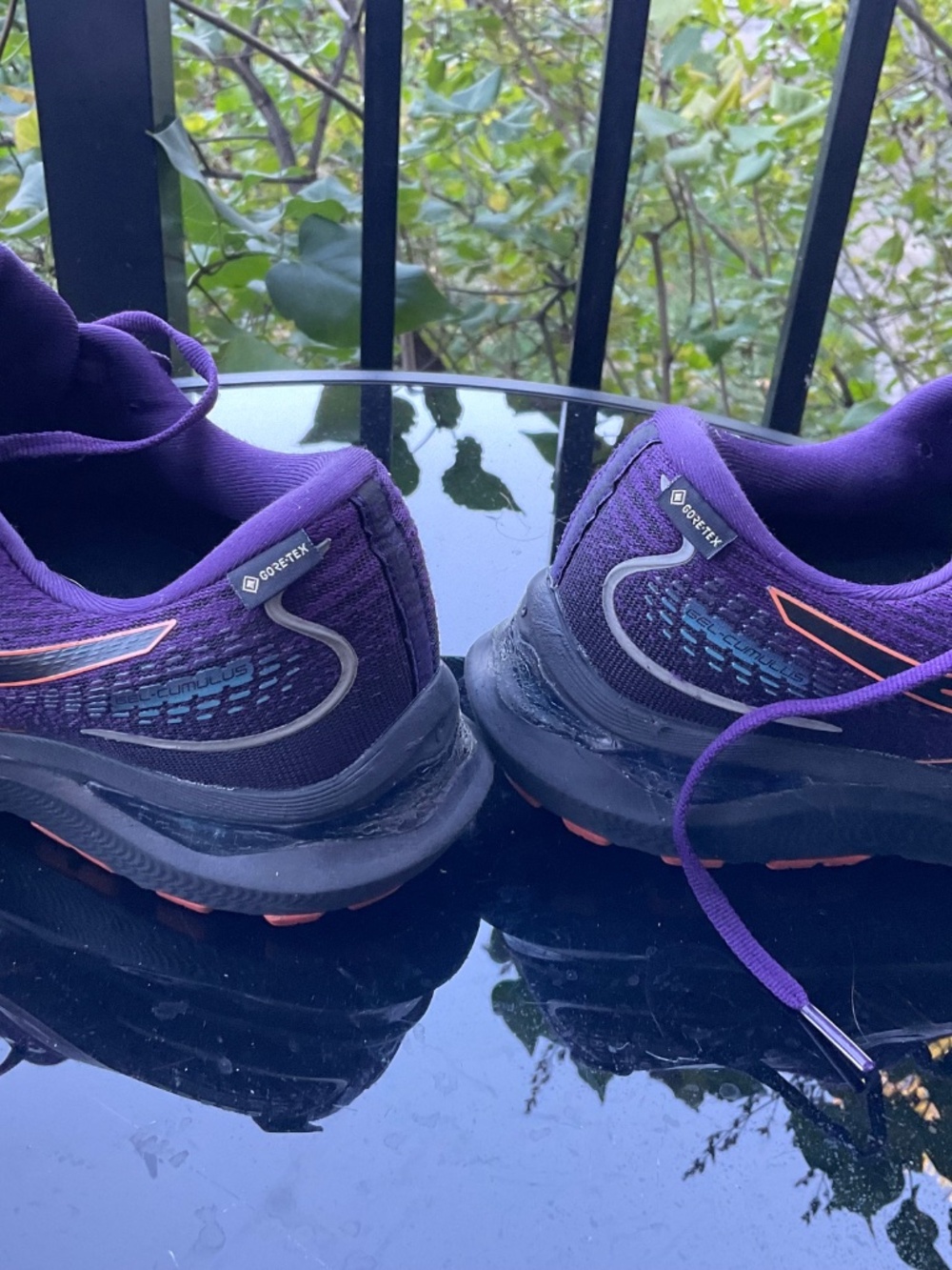 ASICS WOMNES Gel-Cumulus 24 Gore-Tex Size 9 Purple Running Shoes - Picture 3 of 9